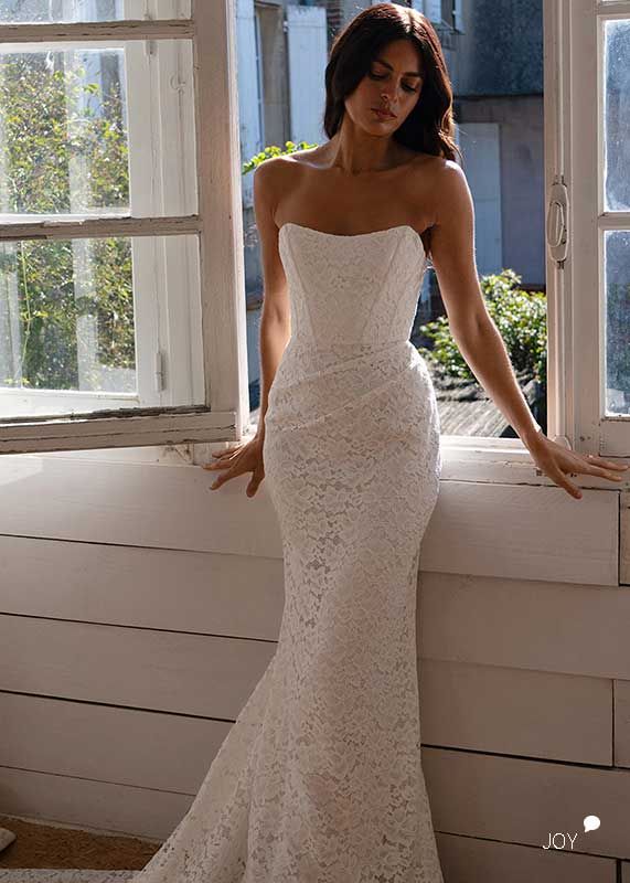 JOY  // Grace loves Lace