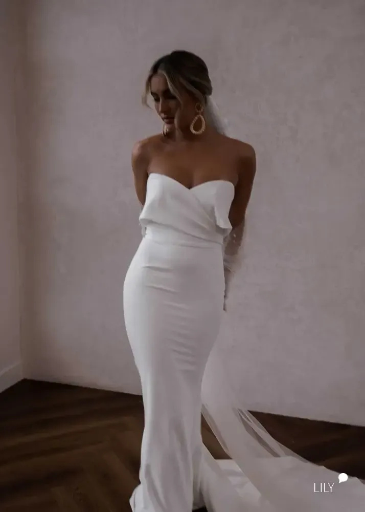 LILY // Made with Love